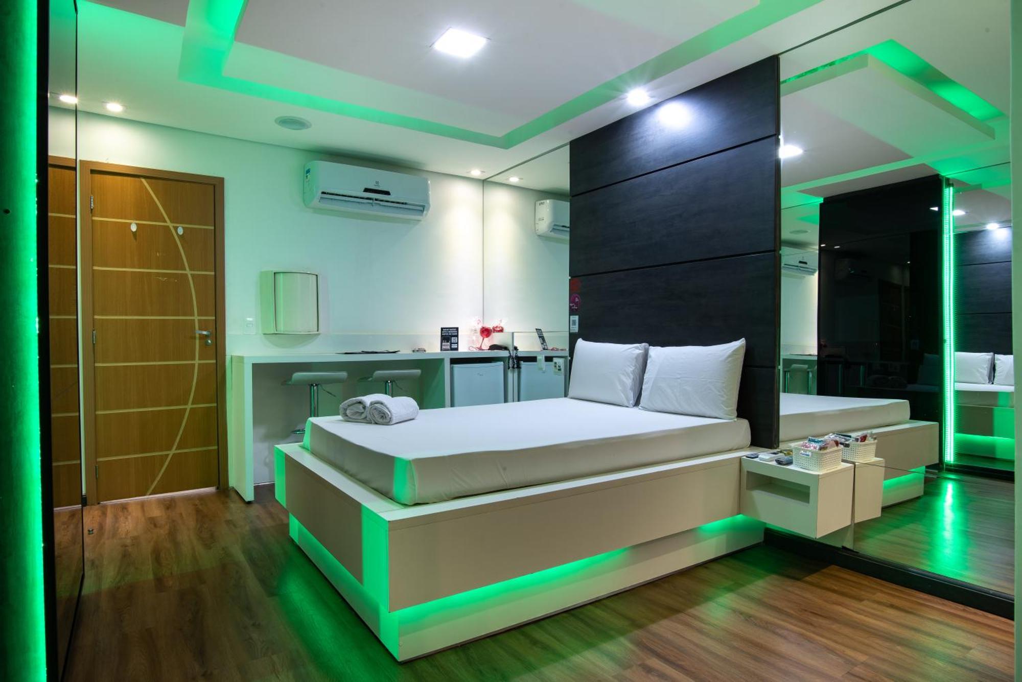 Fantasy 4 (adults Only) Hotel Belo Horizonte