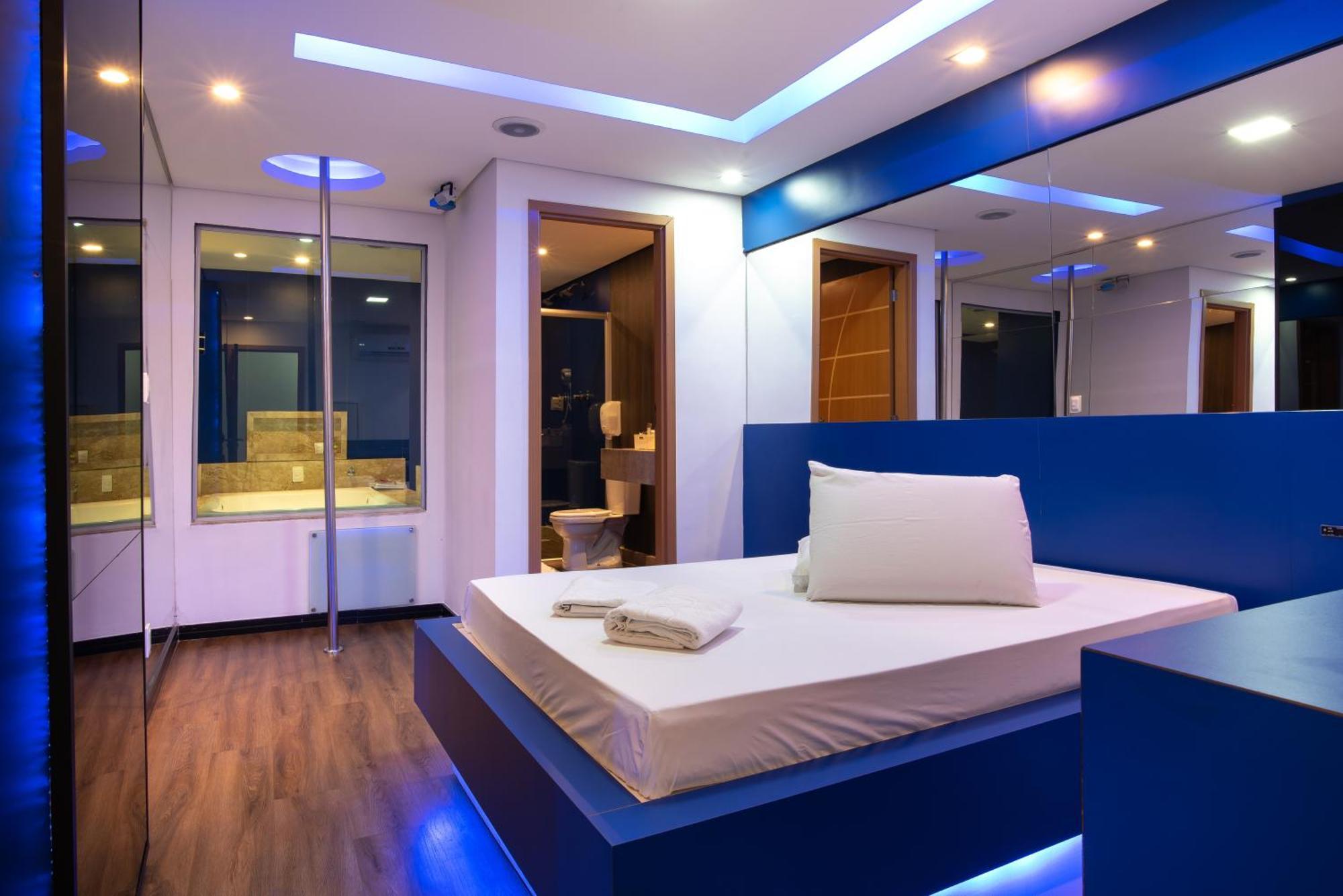 Fantasy 4 (adults Only) Hotel