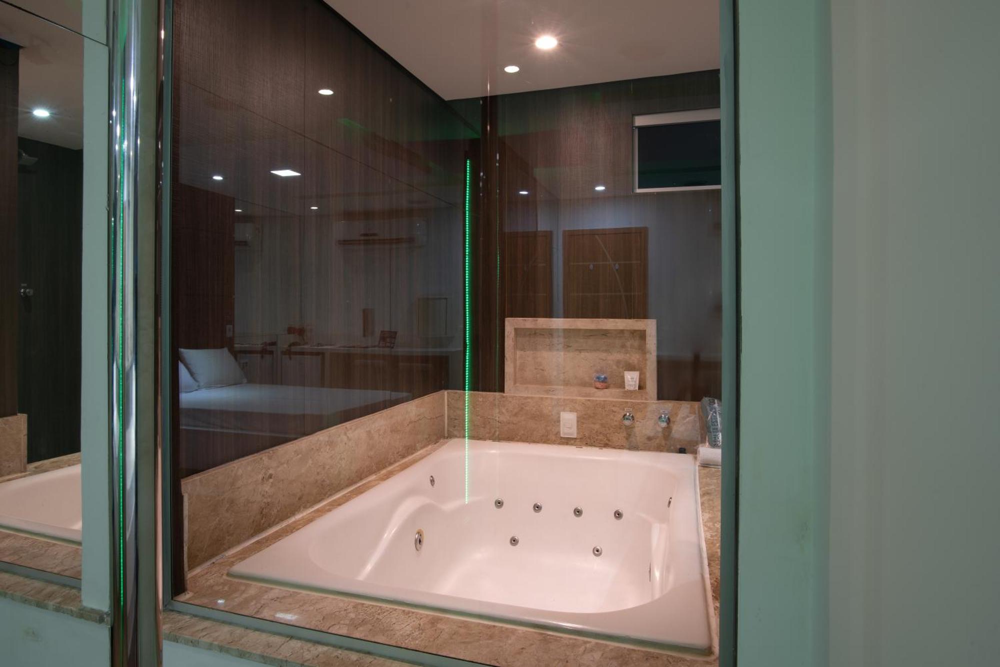 Hotel Fantasy 4 (adults Only)