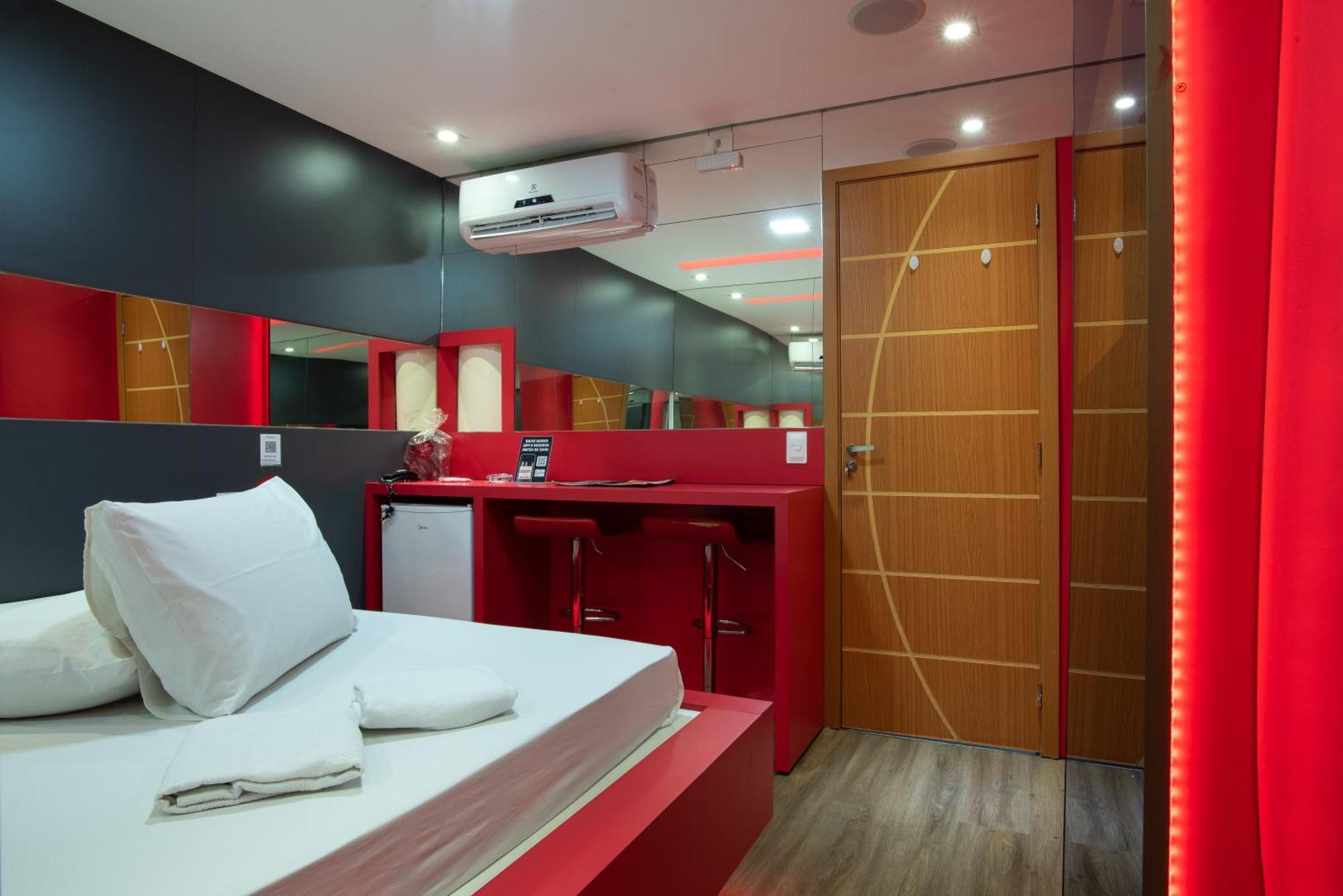 Fantasy 4 (adults Only) Hotel